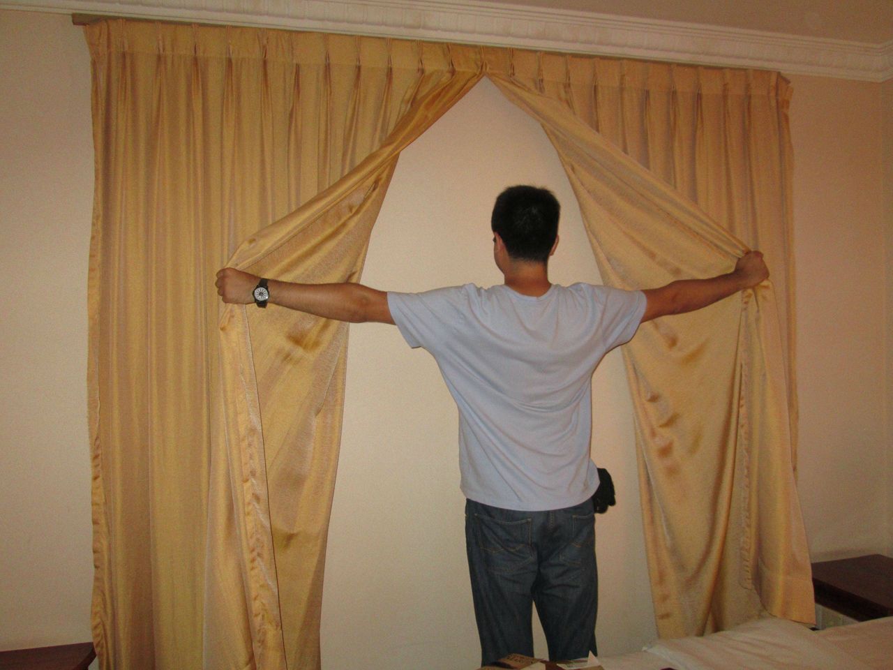 Curtain Fails