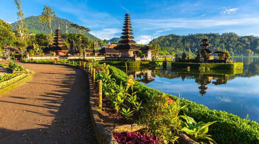 Reasons to visit Bali