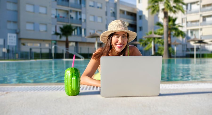 Digital Nomads How to Attract them to Your Property STAAH 3