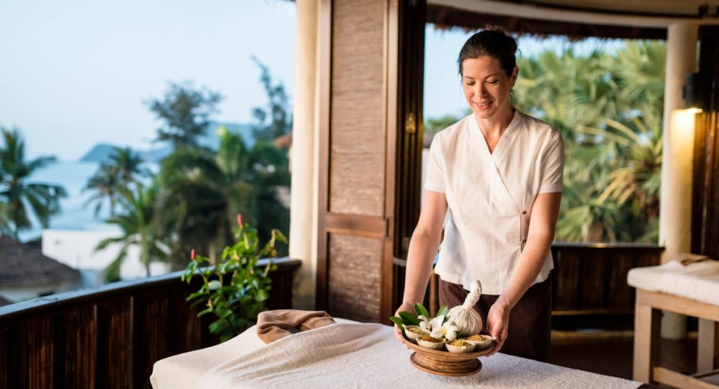 Làm Nổi Bật Tiện Nghi Chăm Sóc Sức Khỏe Thu Hút Khách Tìm Kiếm Kỳ Nghỉ Dưỡng Kéo Dài Tuổi Thọ